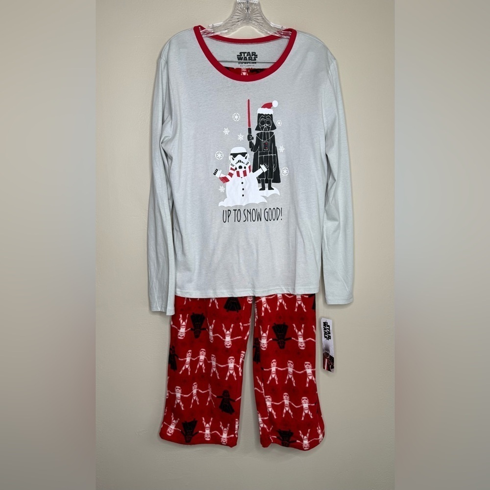 NWT Disney Star Wars Pajama Set Long Sleeve Top Flannel Pants Size Medium - Picture 2 of 11